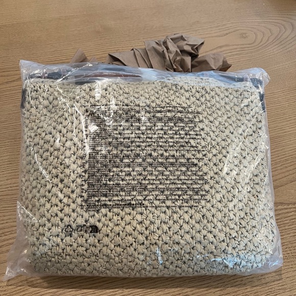 H&M ‘Milano’ straw tote ‘SOLD OUT’ - Picture 7 of 8